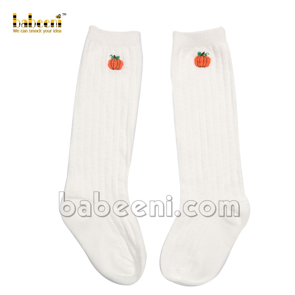 Pumpkin hand embroidery sock - HS 32
